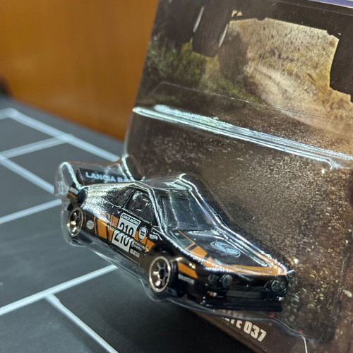 Hotwheels Silver Series Lancia Rally 037 new, sealed