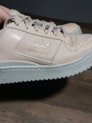 Adidas sneakers size 36 like new, pink-beige