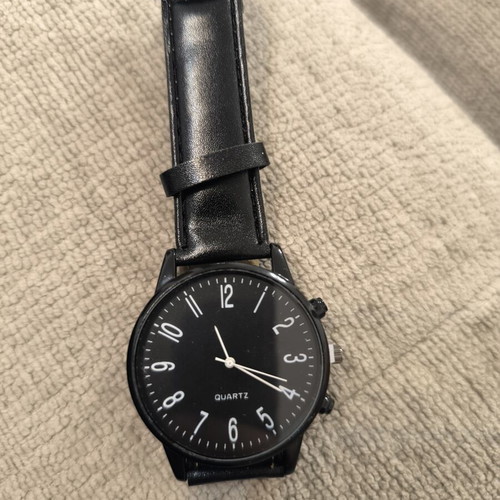 Men's Quartz Watch Black Minimal Design with Leather Strap