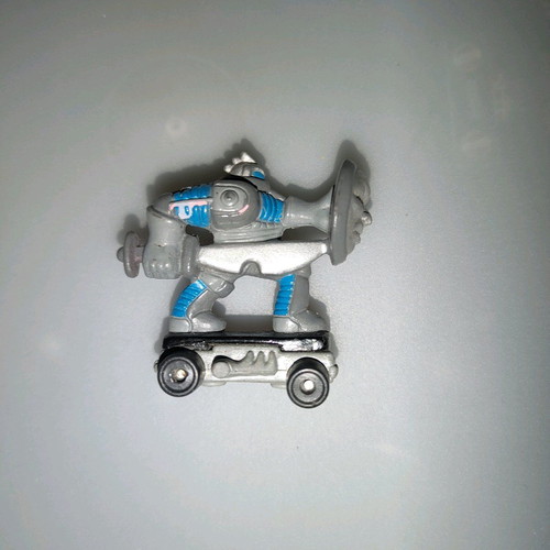 SkateBoard Mania skaters number 28 in excellent condition