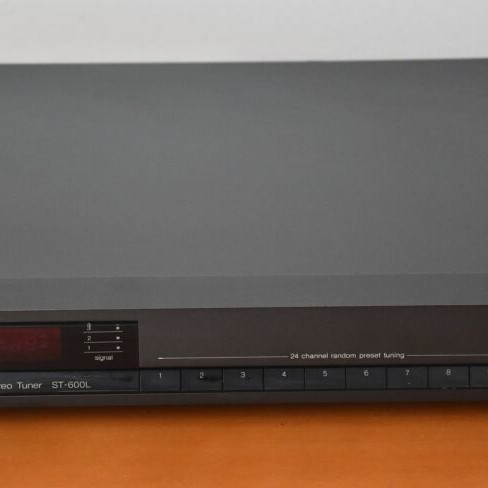 Technics SL-600L digital tuner like new