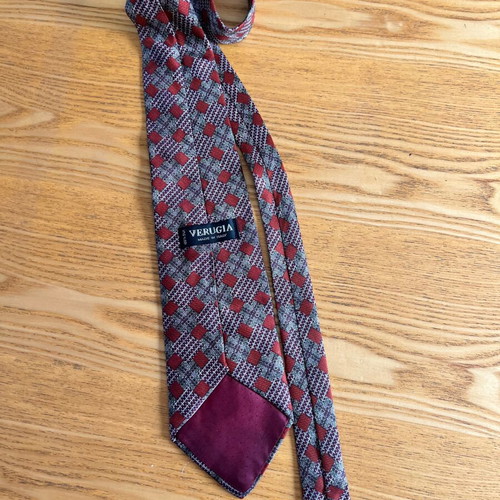 Verugia vintage silk tie with geometric patterns
