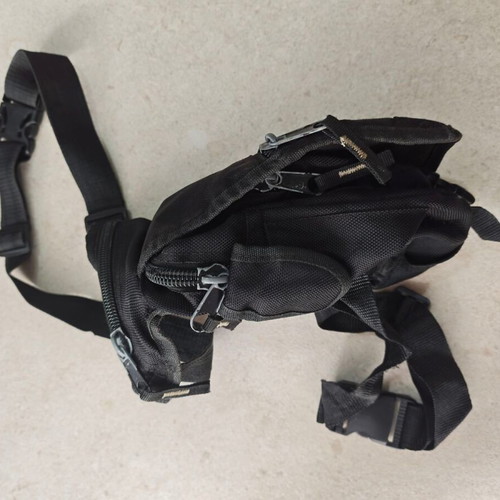 Thigh bag black like new