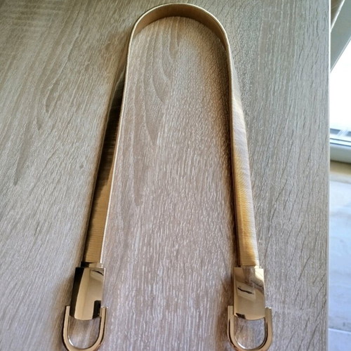 Women's belt like new, gold color, size S-M