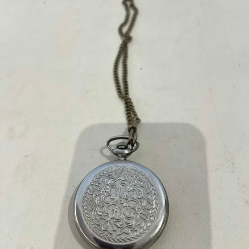 Molnija vintage Soviet collectible pocket watch used, 6x4.5 cm