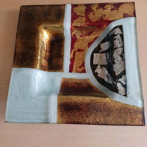 Decorative large ashtray like new with gold and silver leaf