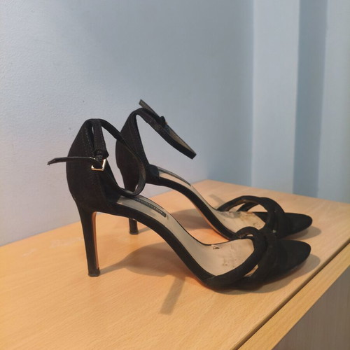 Stradivarius black suede sandals size 38 used