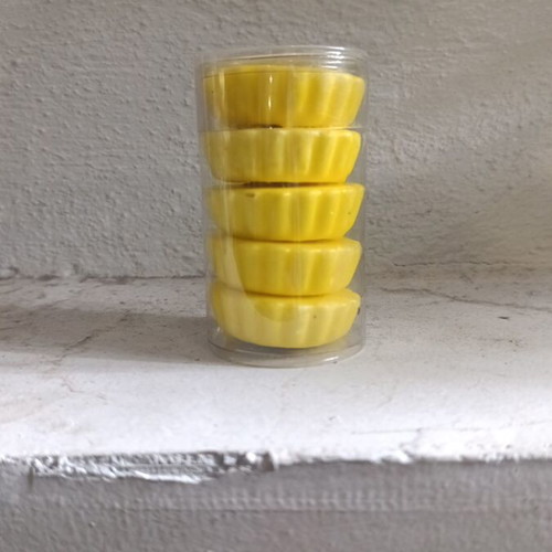 Yellow tealight candles new, pack of 5