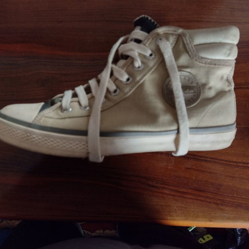 Champion canvas boots used, size 44, for everyday wear