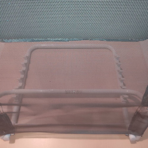 Folding chair with reclining and cushion like new