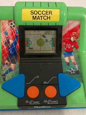 PlayTime 1988 Soccer Match Functional In good condition Price 28 Euros