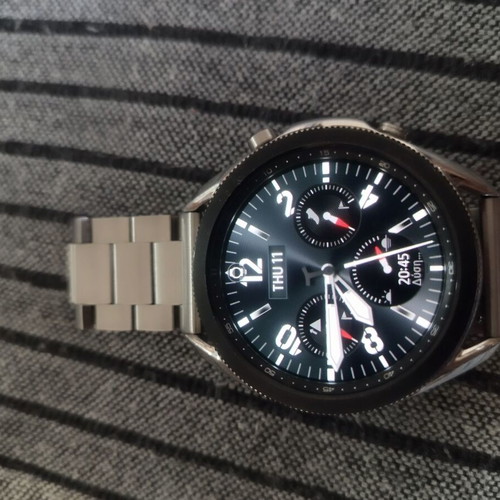 Samsung Galaxy Watch 3 43-46mm used with metal strap for small wrist