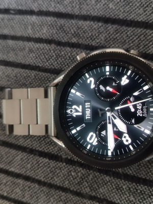 Samsung Galaxy Watch 3 43-46mm used with metal strap for small wrist