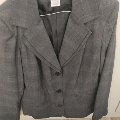 Classic women's jacket like new, size 52