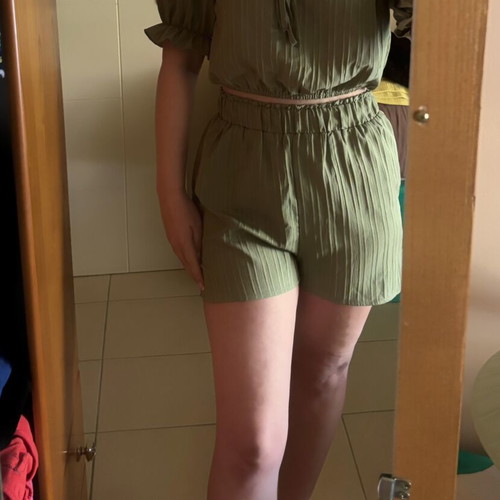 Summer set green shorts and top new
