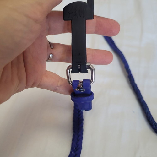 H&M belt, electric blue, 105 cm