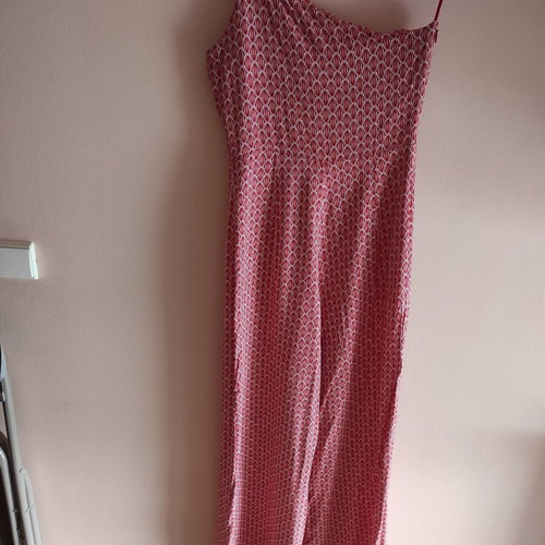 Mango one-piece jumpsuit like new, red and pink pattern, sizes XS and S