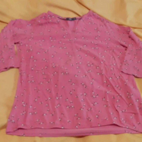 Pink women's blouse CECIL Medium with swallow print like new