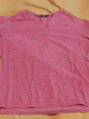 Pink women's blouse CECIL Medium with swallow print like new