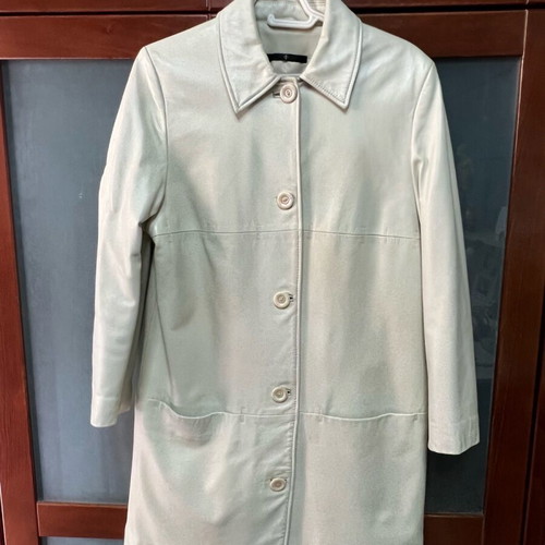 Women's leather coat ecru used, size M