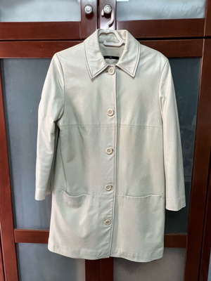 Women's leather coat ecru used, size M