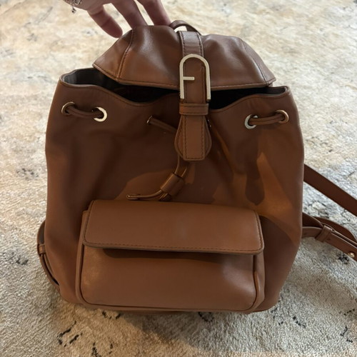 Furla Flow S leather backpack, brandy brown