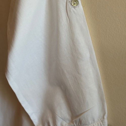 White cotton women's shirt like new, size M