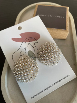 Abiye Earrings new, white and gold tone