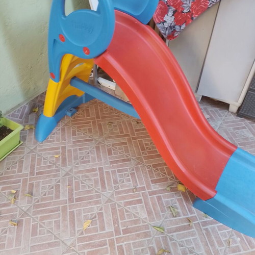 Children's slide, easy to assemble