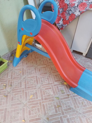 Children's slide, easy to assemble