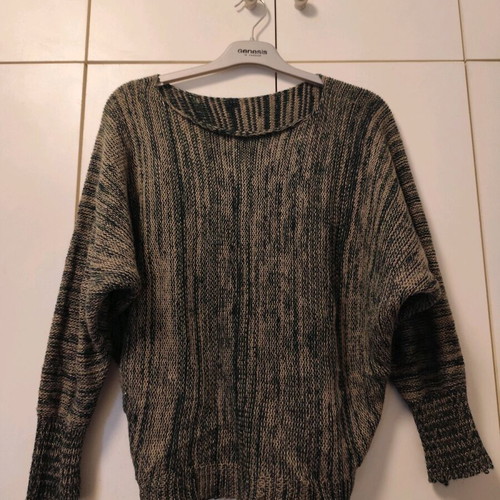 Pullover like new with silver thread detail, multicolor, elastic knit