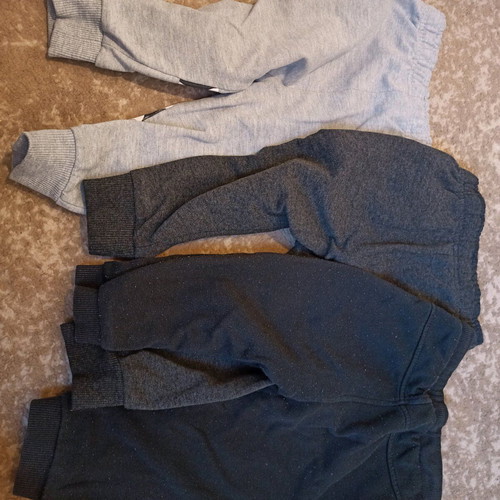 Baby tracksuits like new, pack of 3, size 80-86 cm