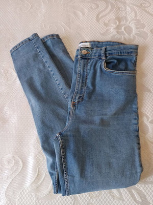 Zara high-waisted slim fit pants like new, size 46, light blue denim