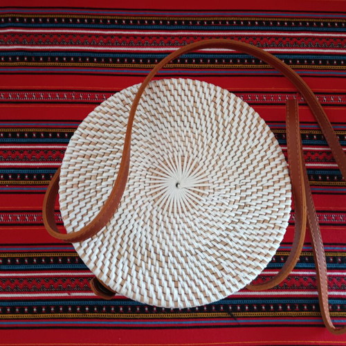 White Straw Shoulder Bag with Leather Strap and Closure, New