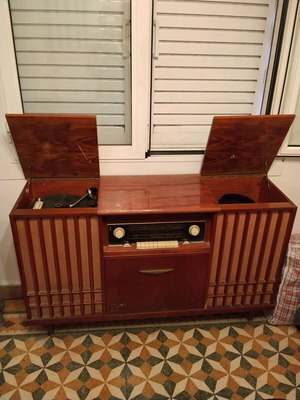 REMA vintage radiogram used, 1960s functional furniture radio