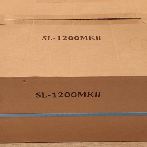 Tehnics SL-1200mkll turntable like new