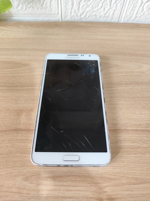 Samsung Galaxy Note 3 Neo μεταχειρισμένο με ραγισμένη οθόνη, άσπρο
