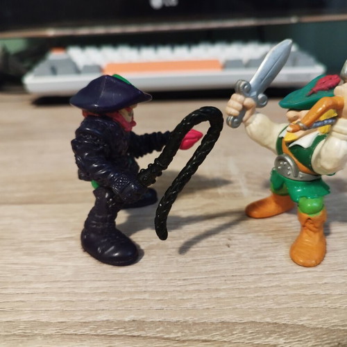 Fisher Price Robin Hood figures used, set of two