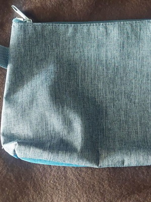 Toiletry bag, simple and practical, grey and blue