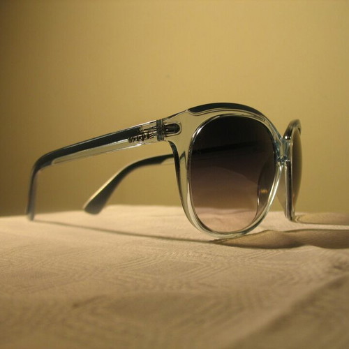 VOGUE VO 2728-S women's sunglasses new with blue frame