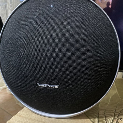 Harman Kardon Onyx smart speaker like new