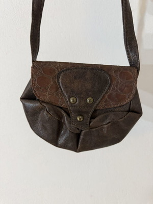 Leather Mini Bag crossbody brown like new, 90s forest fairy style