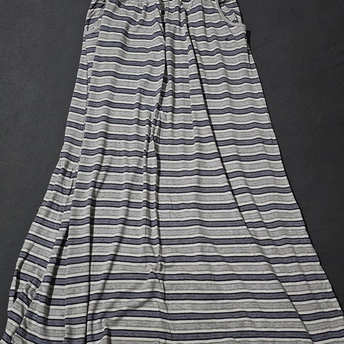 Women's casual striped grey maxi skirt with pockets