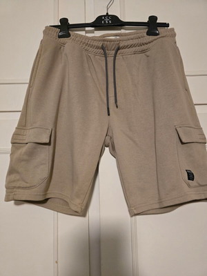 Rebase men's cargo shorts, beige, size L
