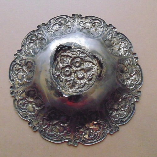 Vintage silver-plated Clarté centerpiece used with embossed decoration