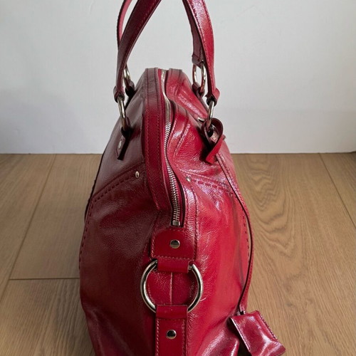 YSL - Yves Saint Laurent Muse red patent leather handbag used