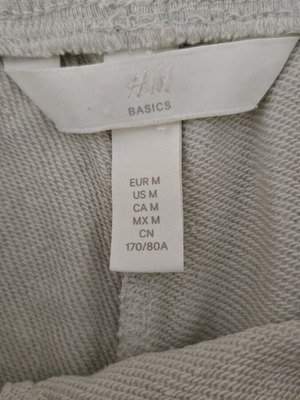 H&M shorts used, beige