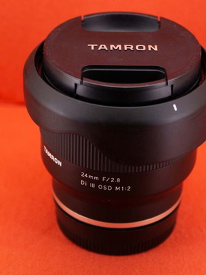 Tamron 24mm F/2,8 Di III OSD M1:2 Full Frame για Mound E Sony σαν καινούργιο