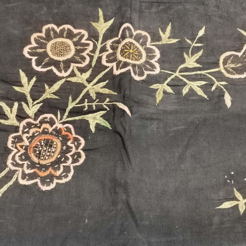 Embroidered pillow used with 1920s floral design