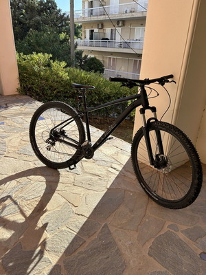 Cube Aim Race mountain bike size L with 29" wheels, like new